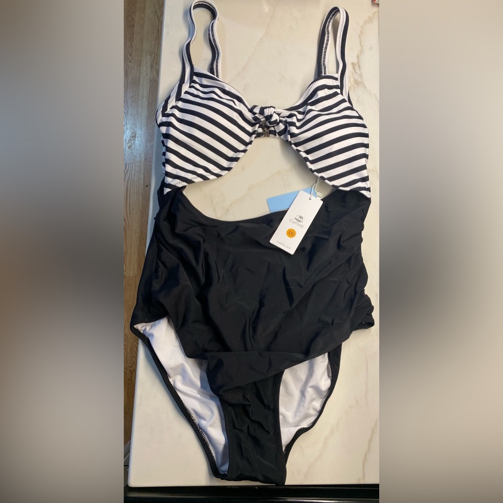 Cupshe swimsuit- size XXL